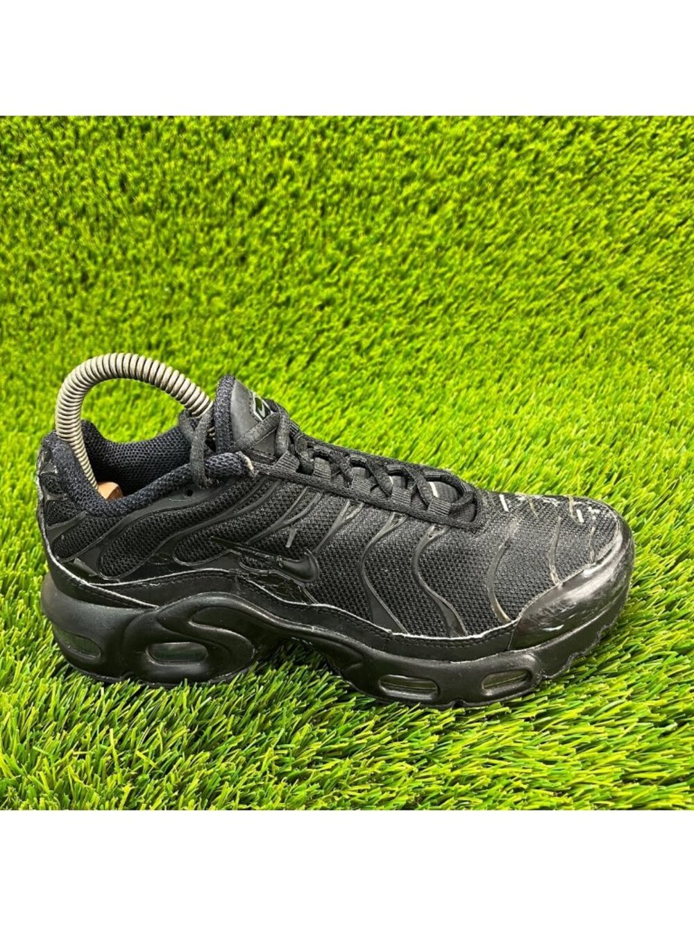 Nike Air Max Plus GS Boys Size 4.5Y Black Athletic Running Shoes Sneakers